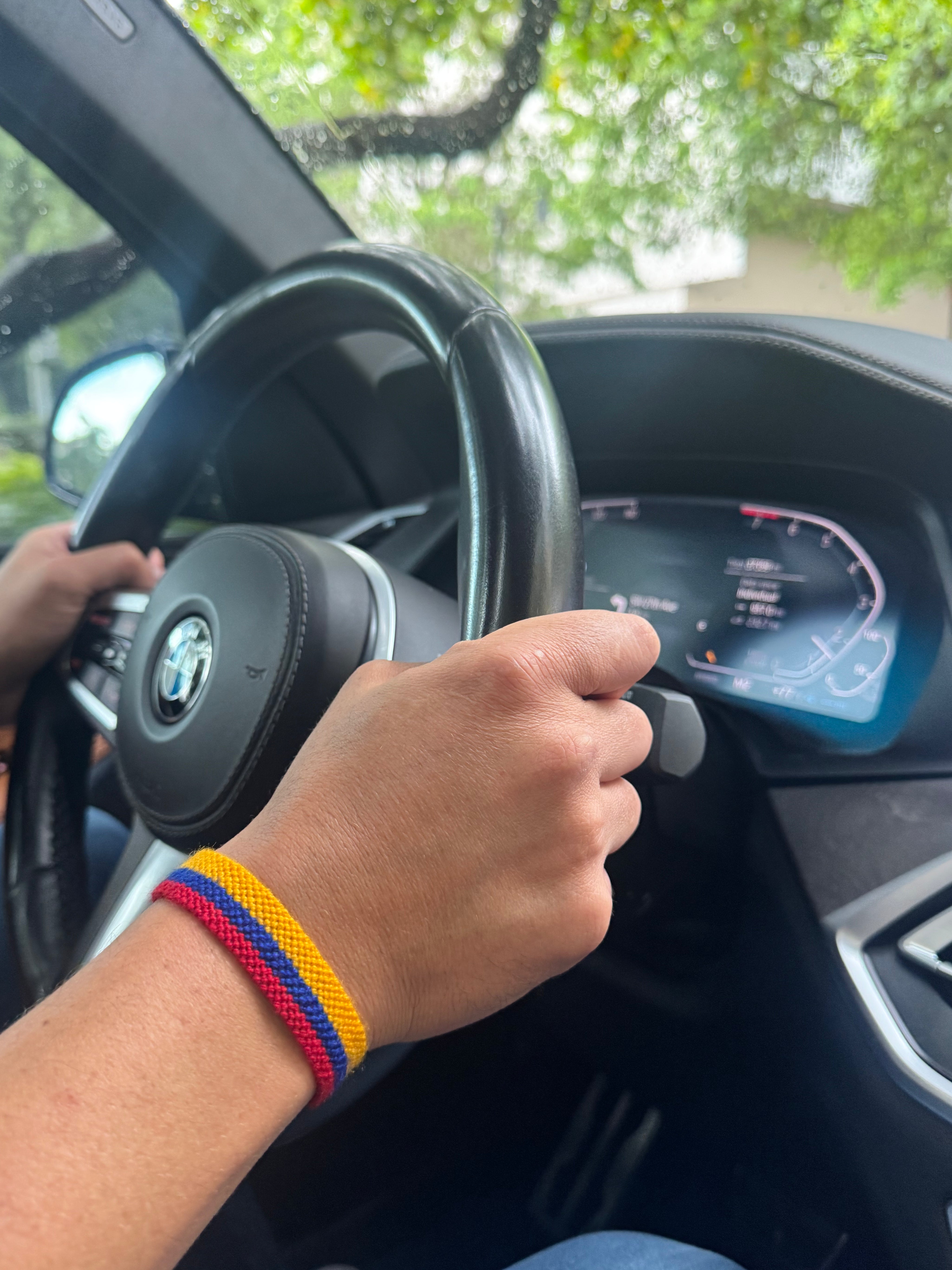 Social Impact Bracelet- Colombia