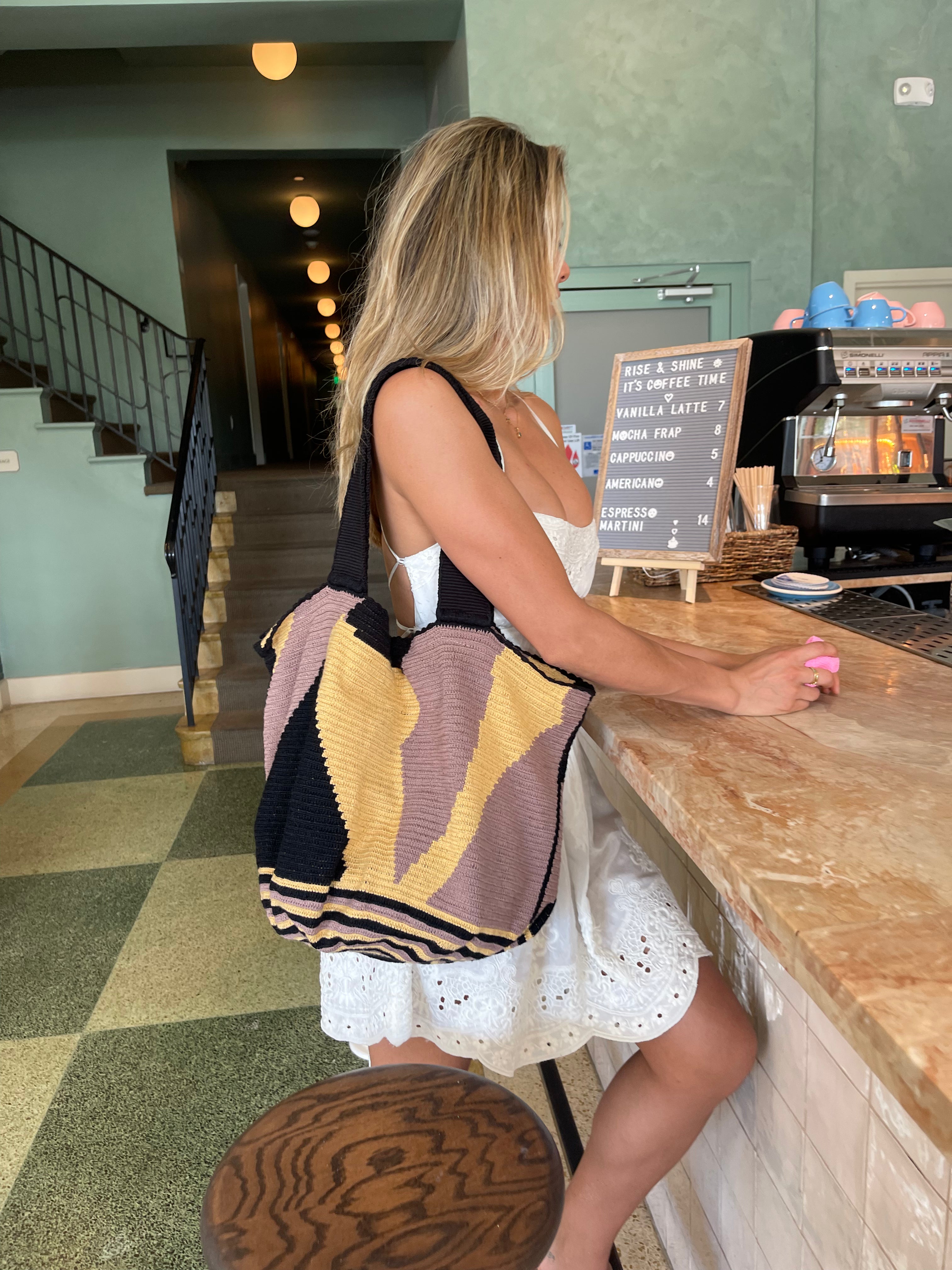 Maleiwa Tote Bag - Black